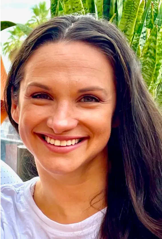 Natasha-Royzina-Headshot